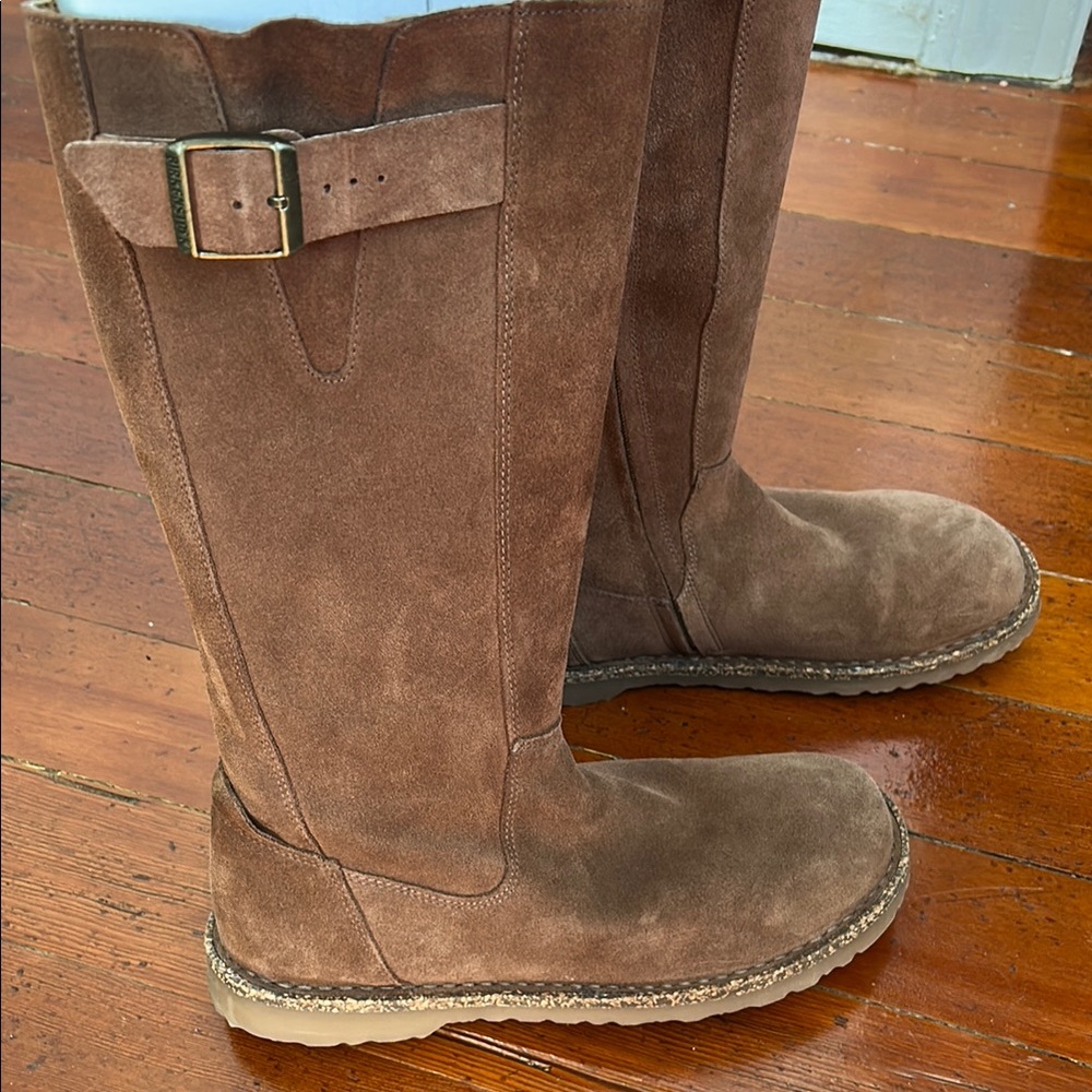 Brown Suede Boots with Buckle - Picture 4 of 8